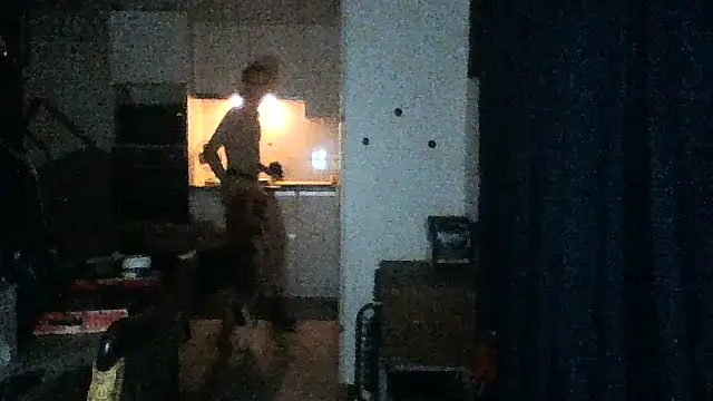 Snapshot of dikkefluit chatting on October 18, 2025, 3:52 am dikkefluit online show from October 18, 2025, 3:52 am