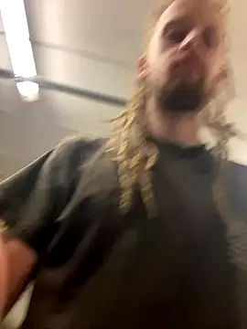 Snapshot of dikkefluit chatting on September 14, 2025, 2:56 am dikkefluit online show from September 14, 2025, 2:56 am