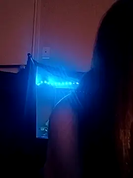 Snapshot of NovaVade chatting on September 12, 2025, 8:47 am NovaVade online show from September 12, 2025, 8:47 am