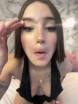 Snapshot of Im_Manu chatting on September 8, 2025, 9:36 pm Im Manu online show from September 8, 2025, 9:36 pm