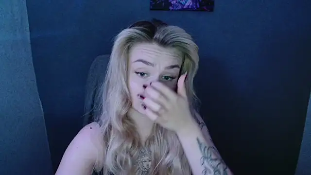 Snapshot of AngelicaHollywood chatting on September 19, 2025, 9:30 pm AngelicaHollywood online show from September 19, 2025, 9:30 pm