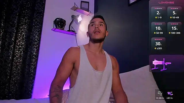 Snapshot of MarkSantozz chatting on February 17, 2026, 1:36 am MarkSantozz online show from February 17, 2026, 1:36 am