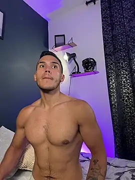 Snapshot of MarkSantozz chatting on February 13, 2026, 7:25 pm MarkSantozz online show from February 13, 2026, 7:25 pm