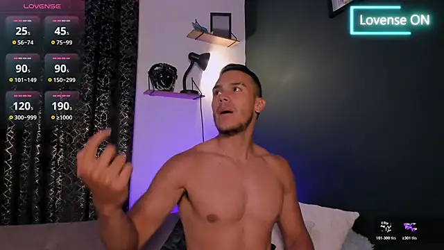 Snapshot of MarkSantozz chatting on January 12, 2026, 9:09 pm MarkSantozz online show from January 12, 2026, 9:09 pm