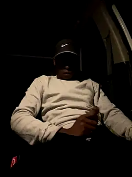 Snapshot of Dickey-B-RSA chatting on November 8, 2025, 10:35 pm Dickey-B-RSA online show from November 8, 2025, 10:35 pm