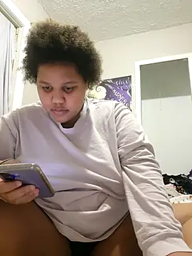 Snapshot of chocolate_bella chatting on December 4, 2025, 11:26 pm chocolate bella online show from December 4, 2025, 11:26 pm