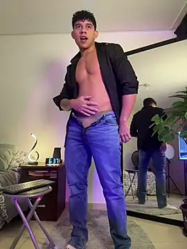 Snapshot of austin_spears_ chatting on January 13, 2026, 12:36 am austin spears online show from January 13, 2026, 12:36 am