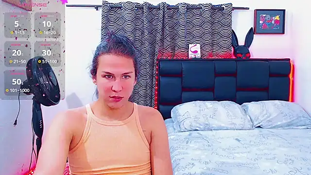 Snapshot of Azley_sweet chatting on April 5, 2026, 12:06 am Azley sweet online show from April 5, 2026, 12:06 am