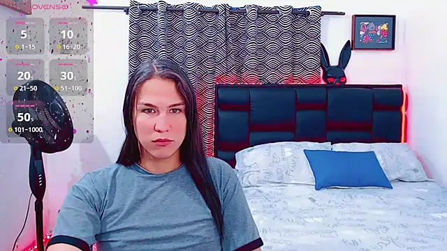 Snapshot of Azley_sweet chatting on April 9, 2026, 1:17 pm Azley sweet online show from April 9, 2026, 1:17 pm
