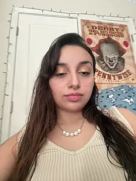 Snapshot of CharmingMaddie chatting on March 6, 2026, 6:14 pm CharmingMaddie online show from March 6, 2026, 6:14 pm