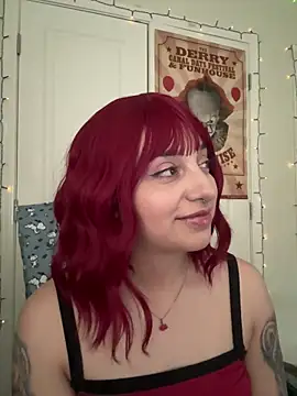 Snapshot of CharmingMaddie chatting on March 31, 2026, 5:37 pm CharmingMaddie online show from March 31, 2026, 5:37 pm