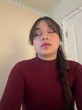 Snapshot of CharmingMaddie chatting on March 3, 2026, 7:54 pm CharmingMaddie online show from March 3, 2026, 7:54 pm