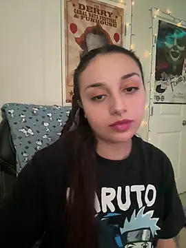 Snapshot of CharmingMaddie chatting on March 11, 2026, 5:18 pm CharmingMaddie online show from March 11, 2026, 5:18 pm