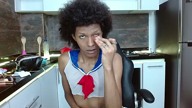 Violett Salvatore online show from February 1, 2026, 3:54 pm