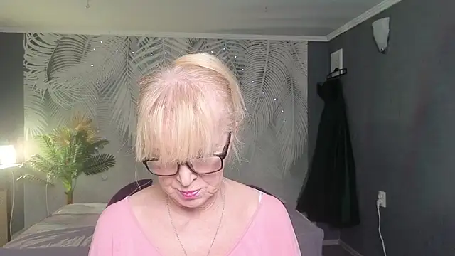 Sabina Ros online show from March 13, 2026, 7:24 am