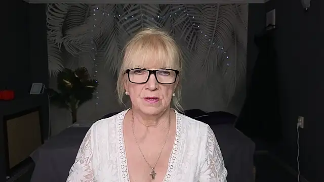 Sabina Ros online show from February 3, 2026, 7:46 am