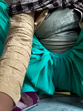 Snapshot of Love-pari077 chatting on February 12, 2026, 1:38 am Love-pari077 online show from February 12, 2026, 1:38 am