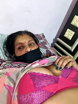 Love-pari077 online show from April 25, 2026, 4:48 am