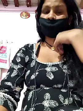 Love-pari077 online show from April 27, 2026, 4:43 am