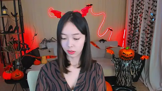 SoulHarmoonyy online show from October 25, 2025, 7:14 pm