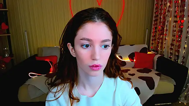 Snapshot of ChristinaConteeree chatting on February 13, 2026, 7:14 pm ChristinaConteeree online show from February 13, 2026, 7:14 pm