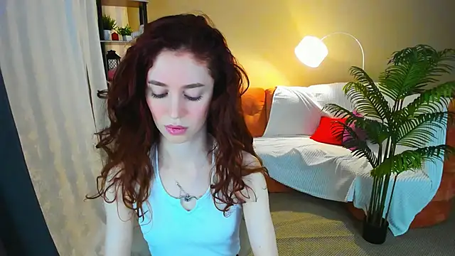 ChristinaConteeree online show from March 4, 2026, 3:14 am