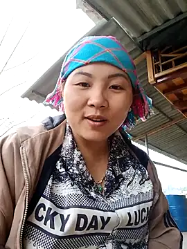 Love-Ly99 online show from February 27, 2026, 3:40 am