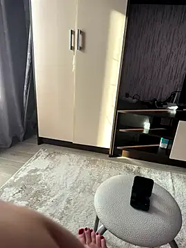 Snapshot of miss_veroNika chatting on October 18, 2025, 3:52 am miss veroNika online show from October 18, 2025, 3:52 am