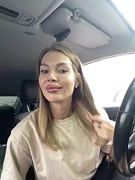 Snapshot of miss_veroNika chatting on June 10, 2026, 6:47 am miss veroNika online show from June 10, 2026, 6:47 am