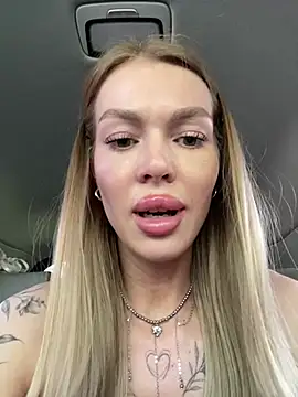 Snapshot of miss_veroNika chatting on June 25, 2026, 5:12 am miss veroNika online show from June 25, 2026, 5:12 am