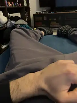 Snapshot of Frankieyyy1 chatting on February 22, 2026, 7:00 am Frankieyyy1 online show from February 22, 2026, 7:00 am