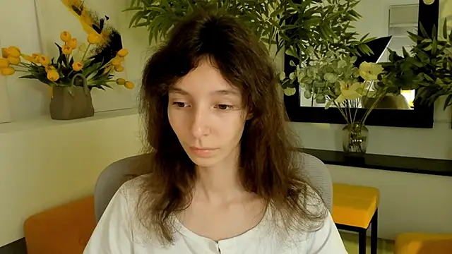 EmmanuellBrown online show from October 27, 2025, 12:06 pm