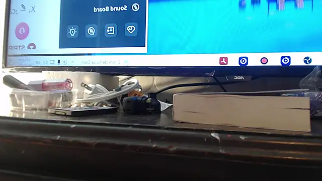 Snapshot of lola_foox chatting on October 24, 2025, 10:47 am lola foox online show from October 24, 2025, 10:47 am
