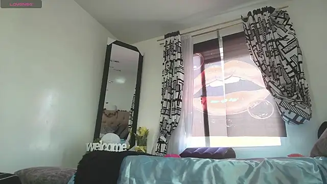 KattyLatina online show from September 21, 2025, 4:56 pm