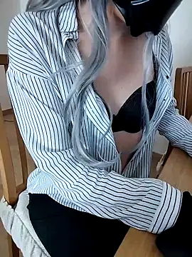 Snapshot of ValeriaFox769 chatting on December 18, 2025, 9:58 am ValeriaFox769 online show from December 18, 2025, 9:58 am