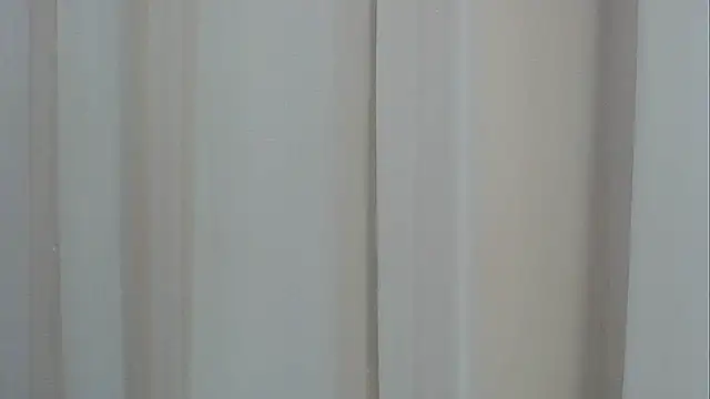 Snapshot of angelainparis28 chatting on November 6, 2025, 6:23 pm angelainparis28 online show from November 6, 2025, 6:23 pm