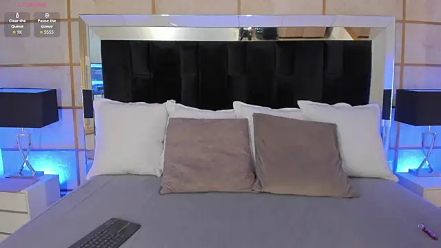 GretaVelvet online show from September 8, 2025, 7:46 pm