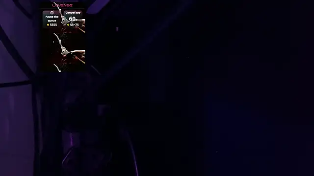 Snapshot of Savage_Mint chatting on December 15, 2025, 6:25 pm Savage Mint online show from December 15, 2025, 6:25 pm