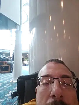 MEAT4urGRILL online show from November 9, 2025, 6:01 pm