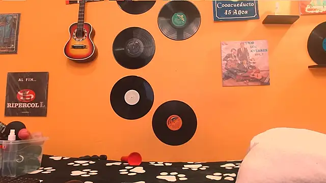 meisevil77 online show from November 25, 2025, 1:50 am