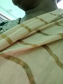 Snapshot of Monika_Telugu_Girl chatting on December 2, 2025, 7:15 pm Monika Telugu Girl online show from December 2, 2025, 7:15 pm