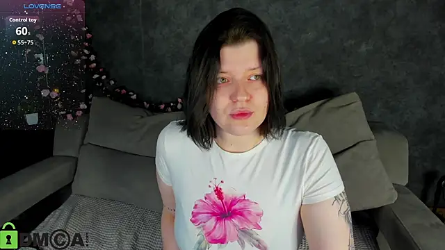 Snapshot of Michele_Greenn chatting on October 24, 2025, 1:15 am Michele Greenn online show from October 24, 2025, 1:15 am