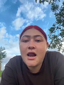 Rouse-Antonella online show from November 2, 2025, 10:04 pm