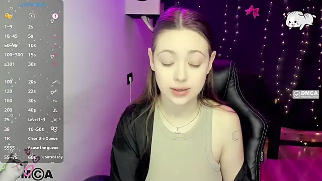 AmourLily online show from January 12, 2026, 7:37 am