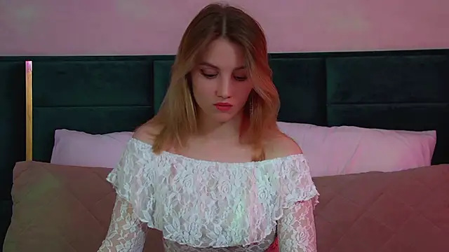 StacyEvances online show from June 6, 2026, 6:02 pm