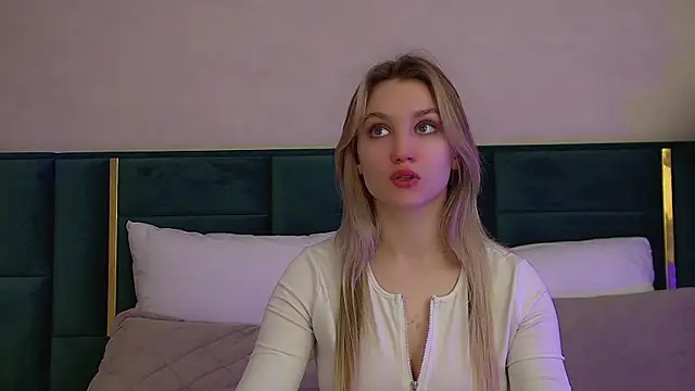 StacyEvances online show from February 6, 2026, 6:09 am