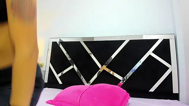 Snapshot of iisabella_noa chatting on January 15, 2026, 1:03 pm iisabella noa online show from January 15, 2026, 1:03 pm