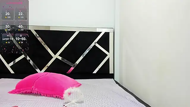 iisabella noa online show from November 24, 2025, 12:49 pm