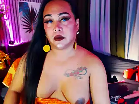 Snapshot of CumFactoryLuna chatting on March 28, 2026, 11:22 am CumFactoryLuna online show from March 28, 2026, 11:22 am