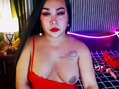 Snapshot of CumFactoryLuna chatting on April 27, 2026, 2:04 pm CumFactoryLuna online show from April 27, 2026, 2:04 pm